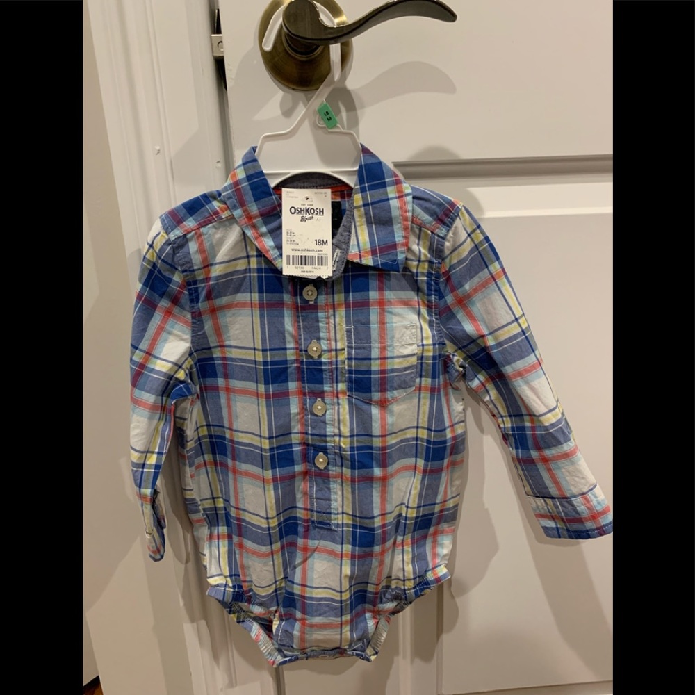 Boys 18 month plaid Oshkosh button down shirt snap bottom. Great with overalls!